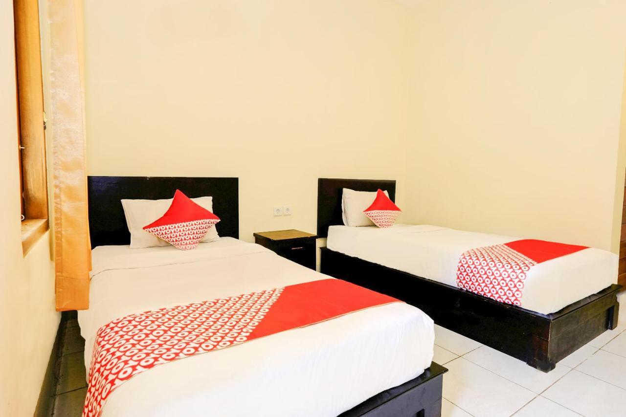 Oyo 2521 Uluwatu Cahya Guest House Екстер'єр фото